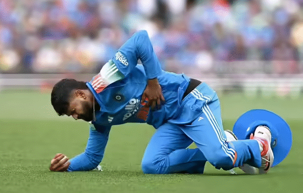shreyas iyer in ICU