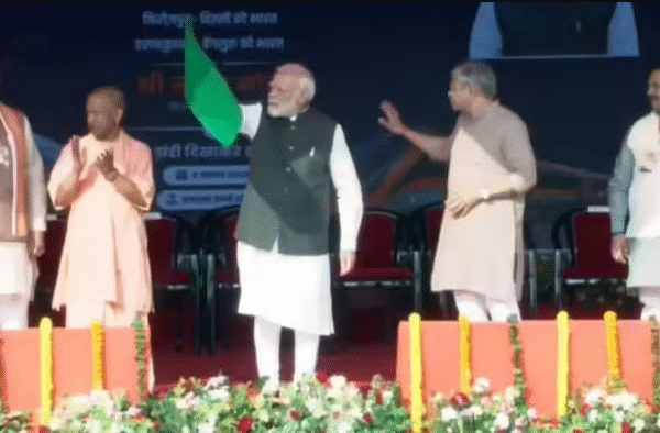 vande-bharat-express-new-trains-pm-modi-varanasi